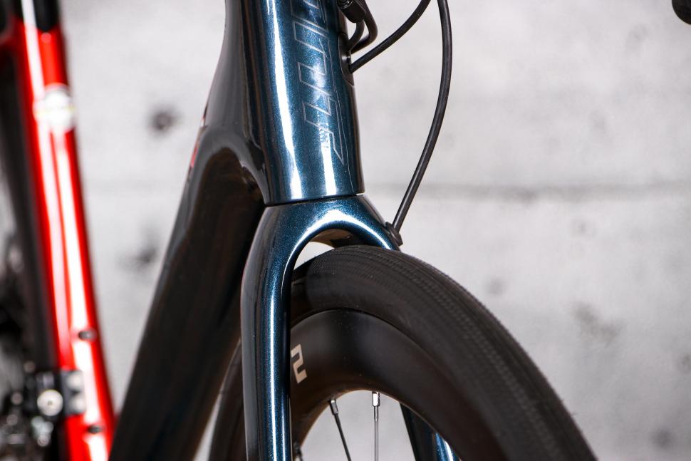 2021 Giant Defy Advanced Pro 3 - clearance.jpg