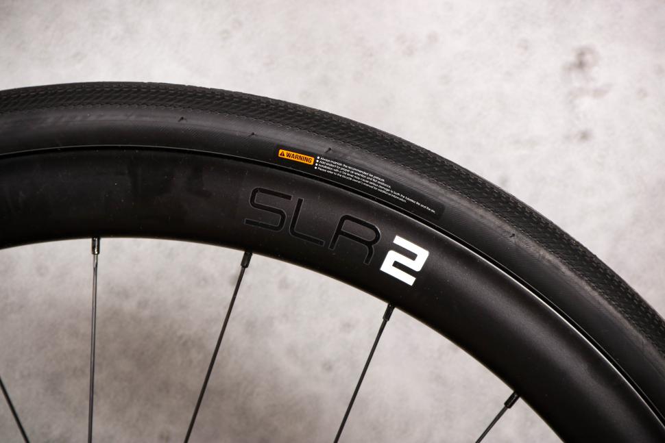 2021 Giant Defy Advanced Pro 3 - rim.jpg