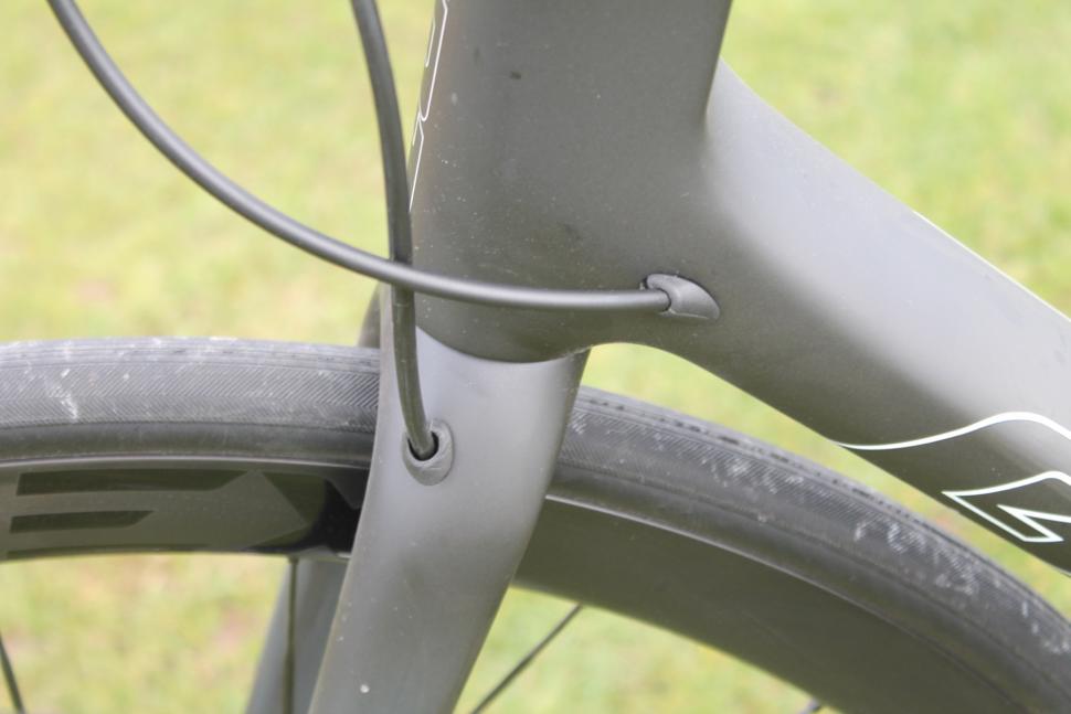 2021 Giant TRC Advanced SL 0 Disc fork crown - 1.jpg