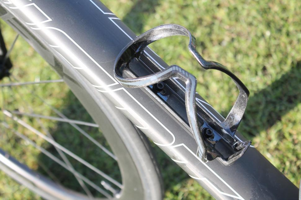 2021 Giant TRC Advanced SL 0 down tube - 1