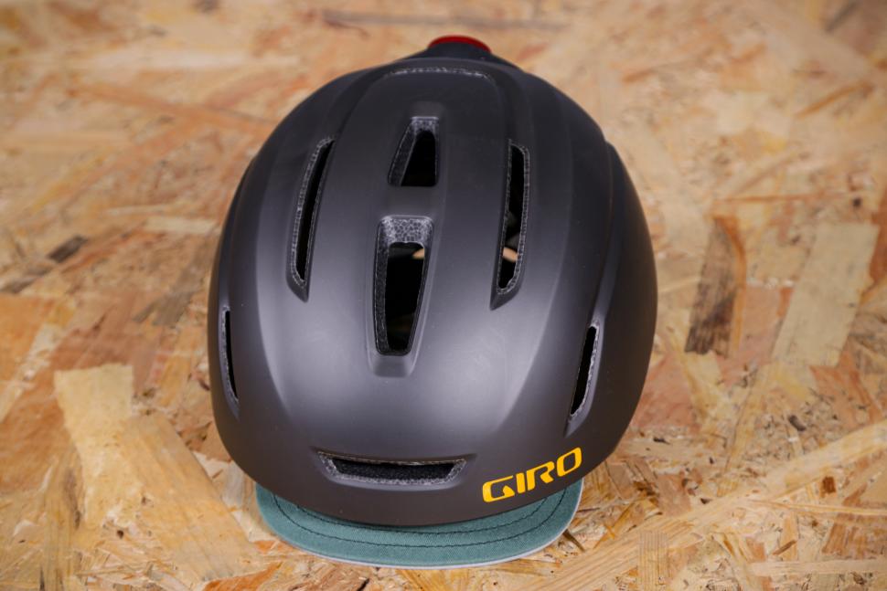 2021 Giro Caden LED Urban helmet - front.jpg