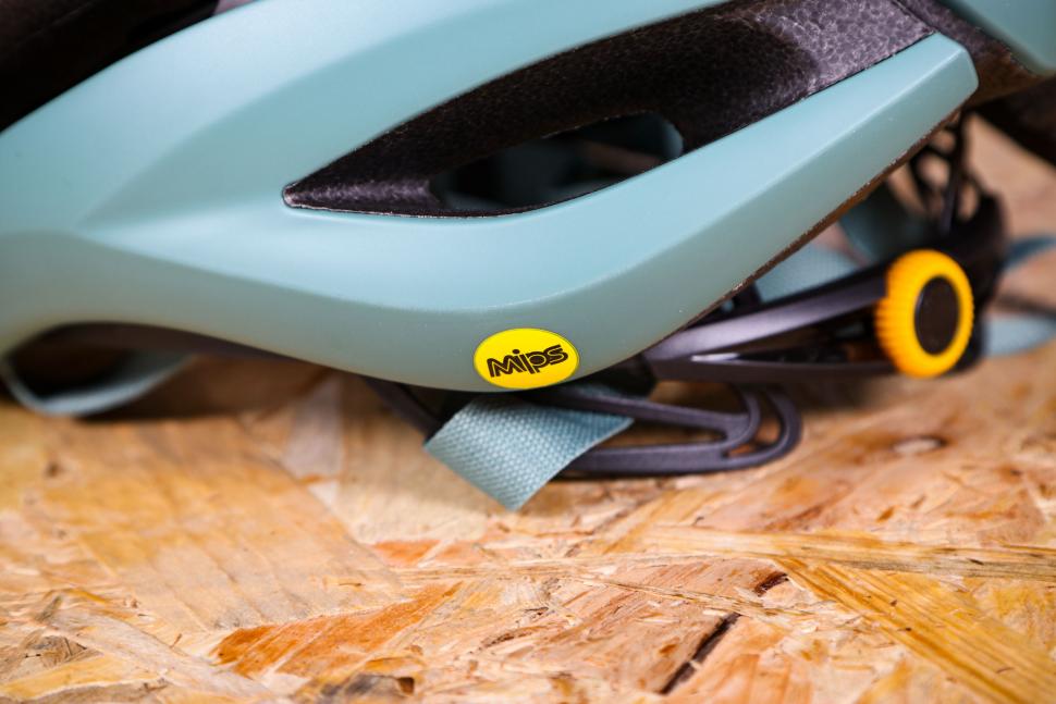 2021 Giro Synthe MIPS II Road Helmet - Mips logo.jpg