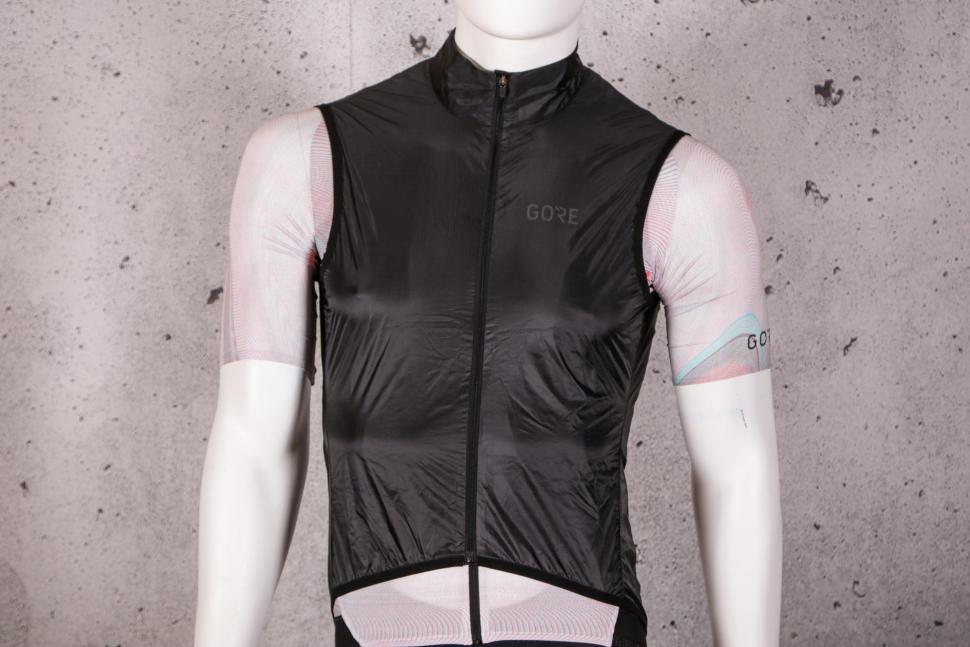 2021 Gore Ambient Vest Mens.jpg