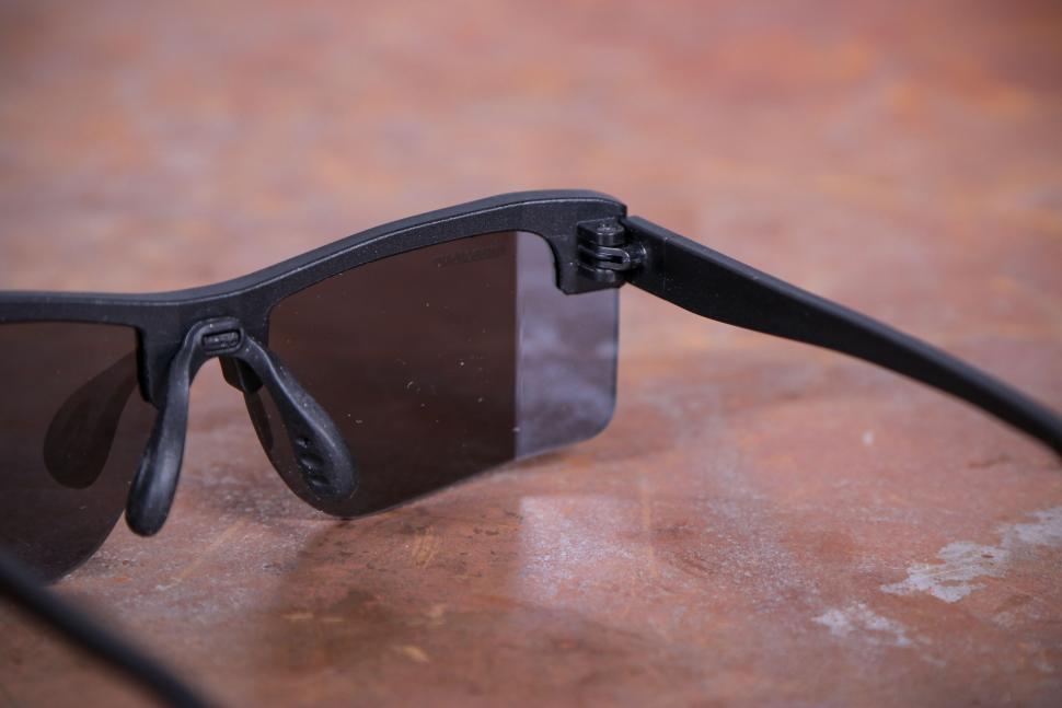 2021 Hindsight Edge Sport Glasses - inside.jpg