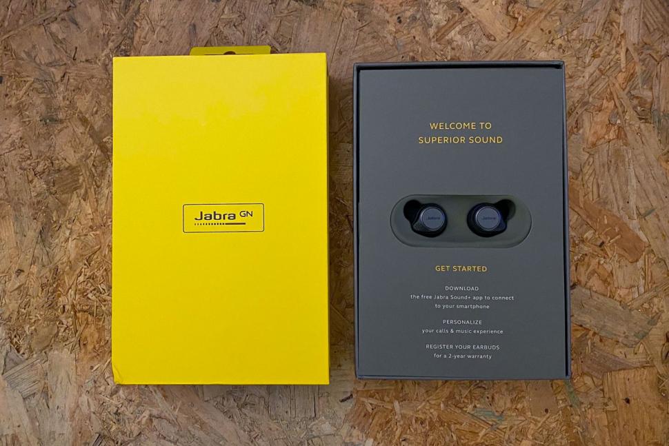 2021 Jabra Elite Active 75t earbuds - box 2.jpg