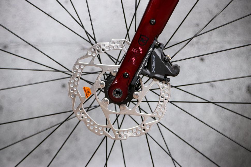 2021 Kona Rove LTD - front disc brake.jpg