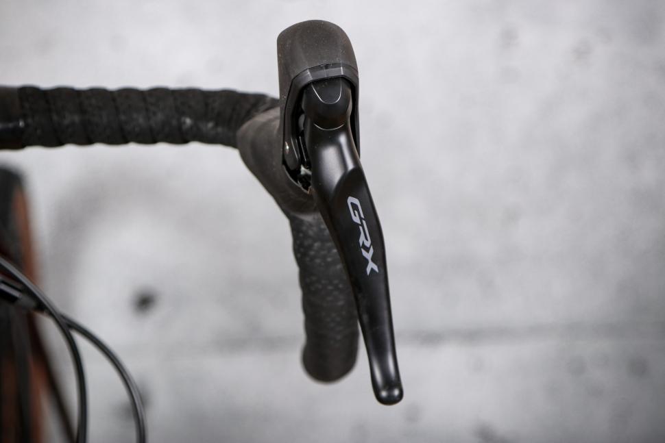 2021 Kona Rove LTD - GRX lever.jpg