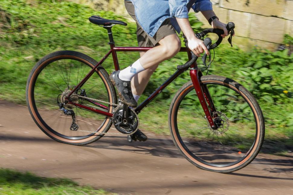 2021 Kona Rove LTD - riding 3.jpg