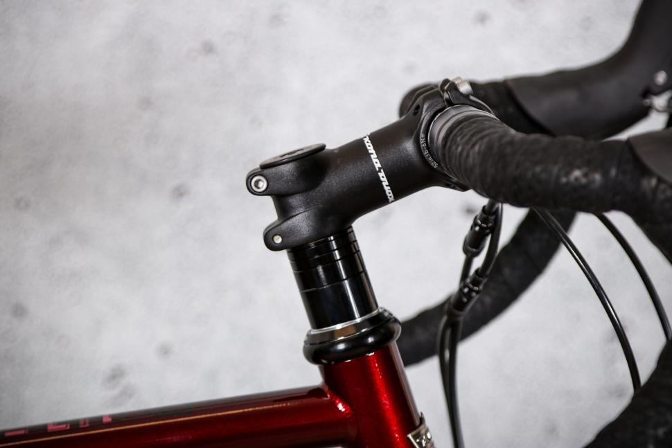 2021 Kona Rove LTD - stem.jpg