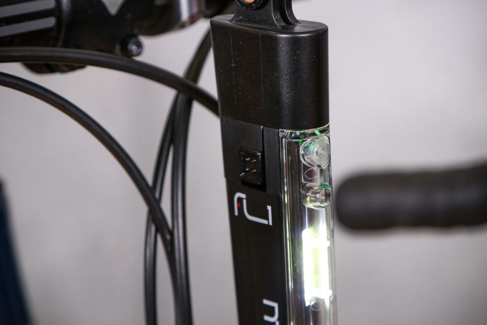 2021 L-Bow FL1 Front bike and scooter light - light detail release button.jpg