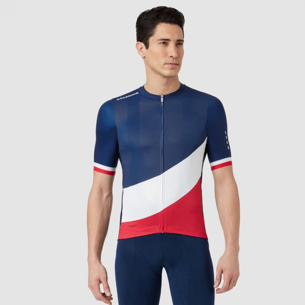 2021 La Passione Racing to Glory French