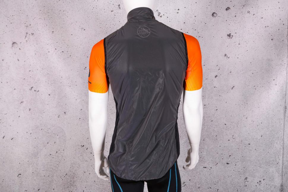 2021 Le Col Hors Categorie Reflective Gilet - rear.jpg