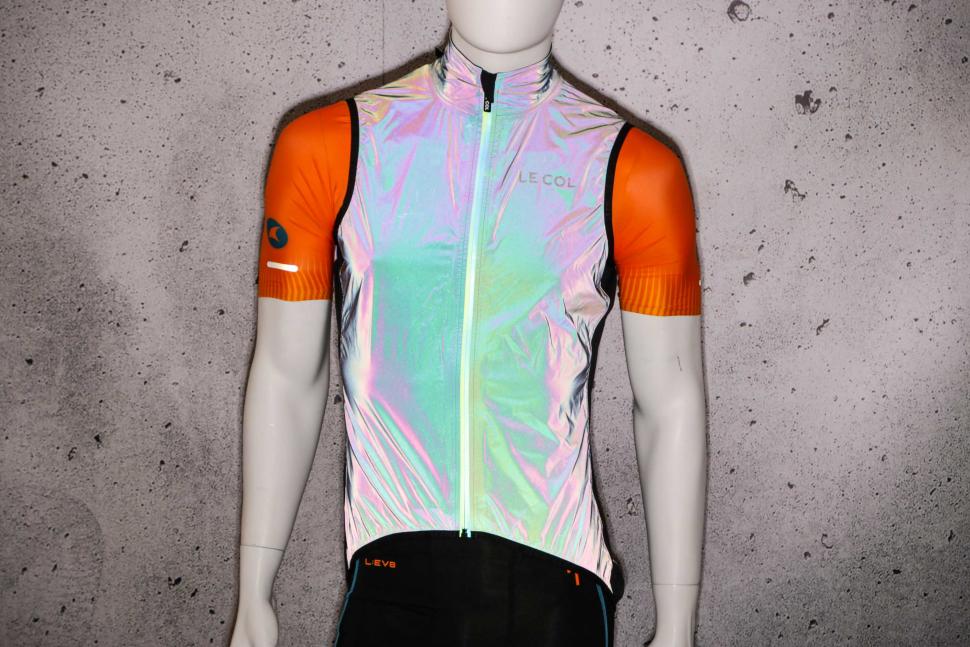 2021 Le Col Hors Categorie Reflective Gilet - reflective front.jpg