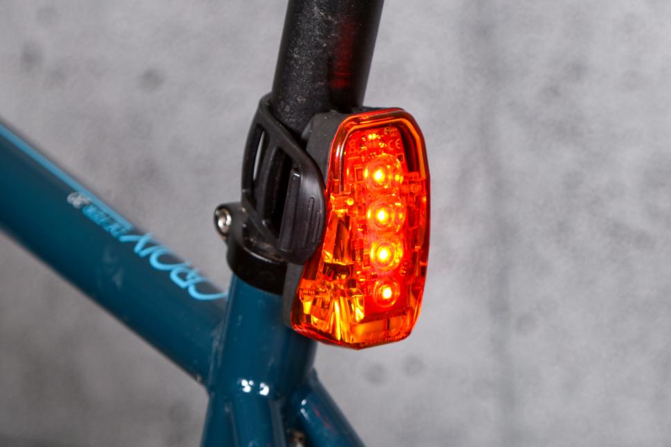 2021 Lezyne Laser Drive Rear 250.jpg