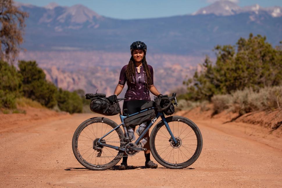 2021 Liv Devote Advanced Pro 8.jpg