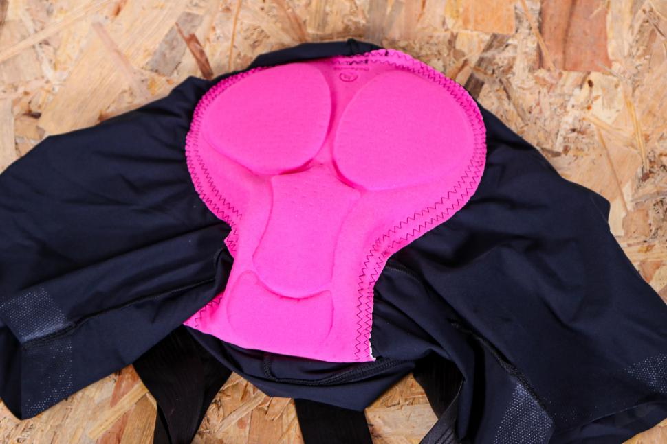 2021 Lusso Comfort break Bibshorts - chamois.jpg