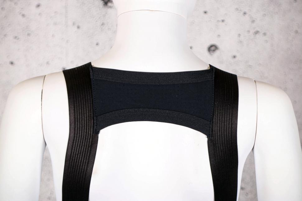2021 Lusso Comfort break Bibshorts - straps back detail.jpg
