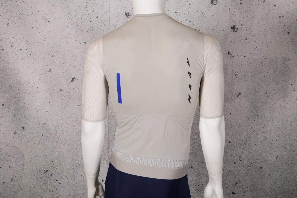 2021 MAAP Evade Pro Base Jersey - back.jpg