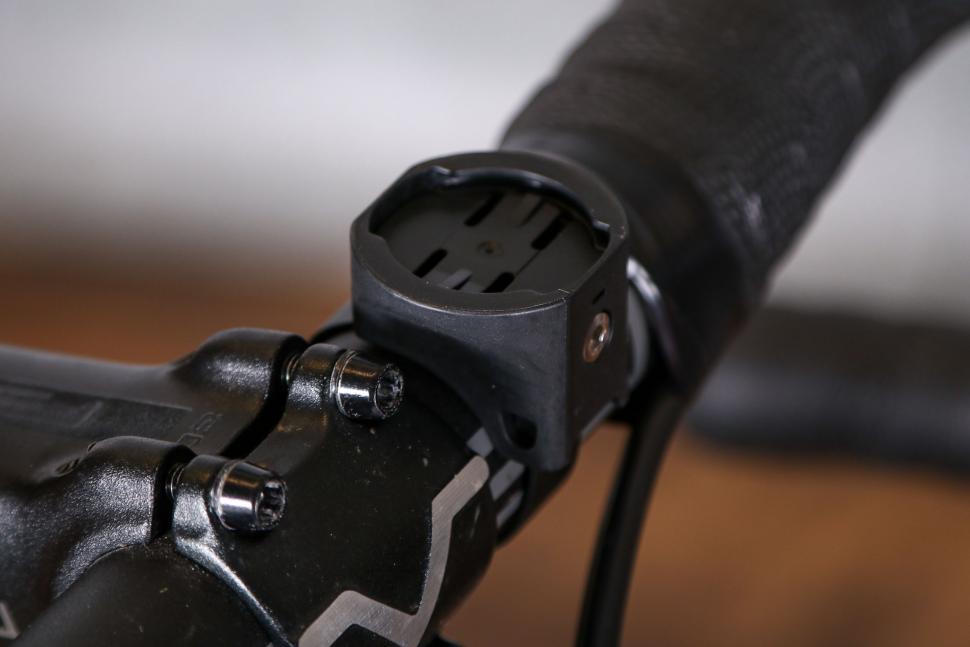 2021 Magicshine RN 3000 Best Bike Venture Light - handlebar mount.jpg