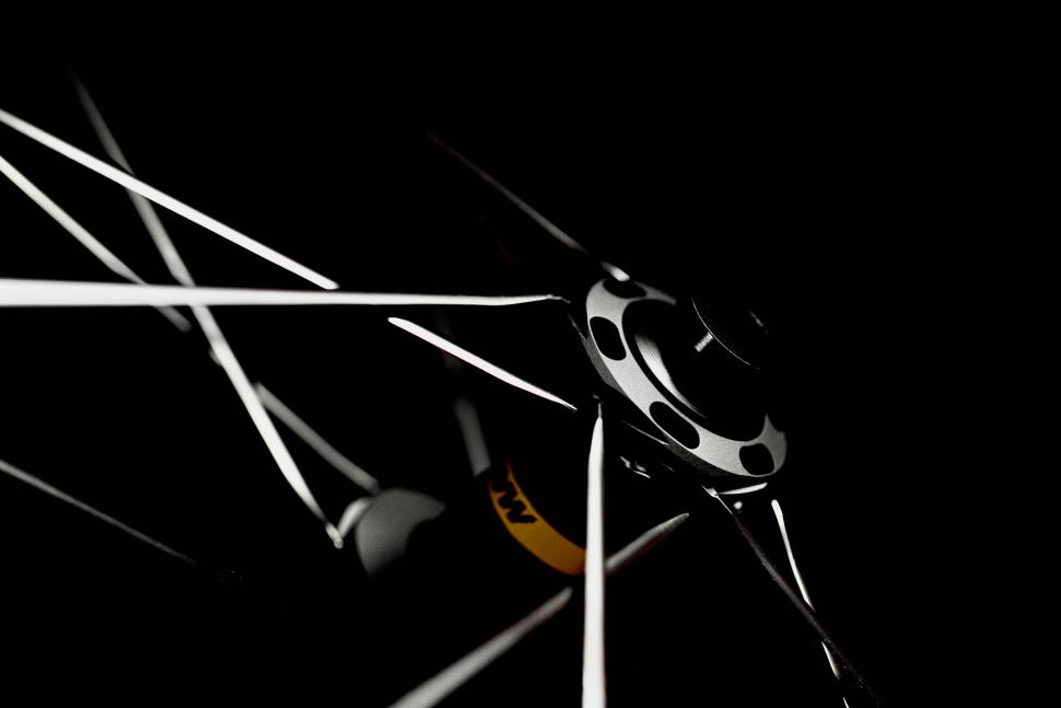 2021 Mavic Cosmic SLR45  V1 PSD-6.jpeg