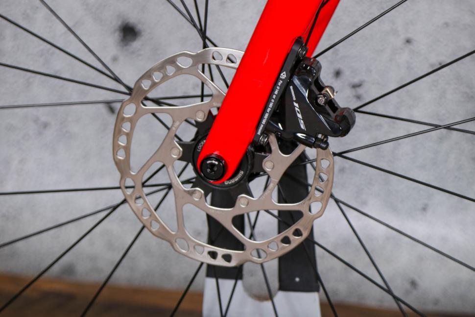2021 Merida eScultura 400 - front disc brake.jpg