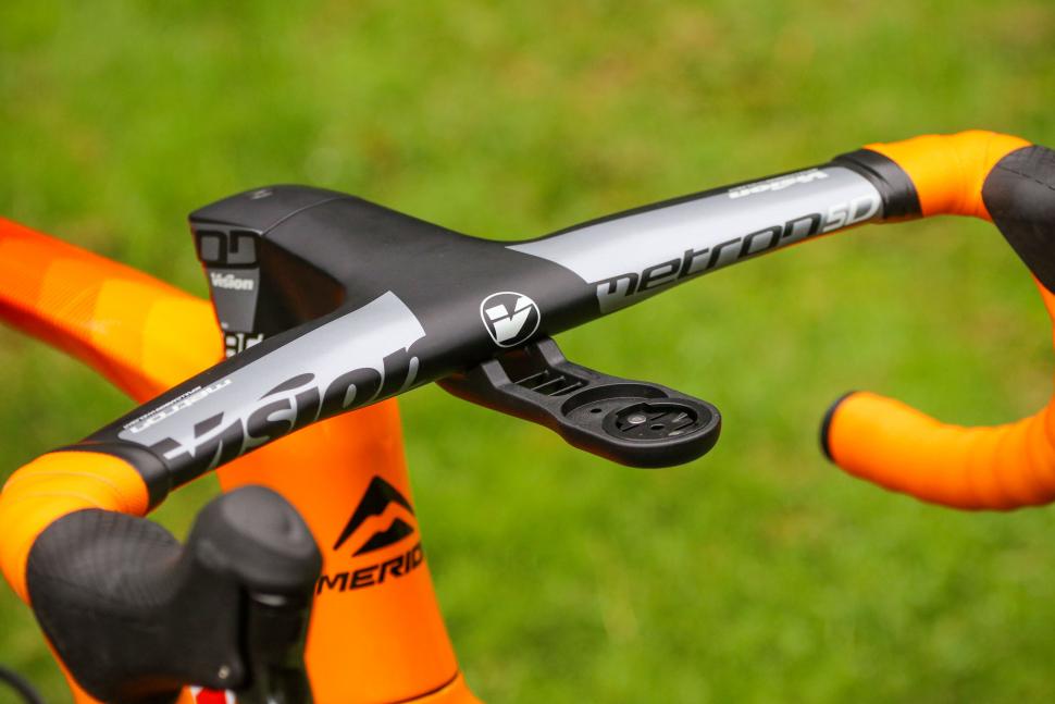 2021 Merida Reacto Disc Team-E - bars 3.jpg