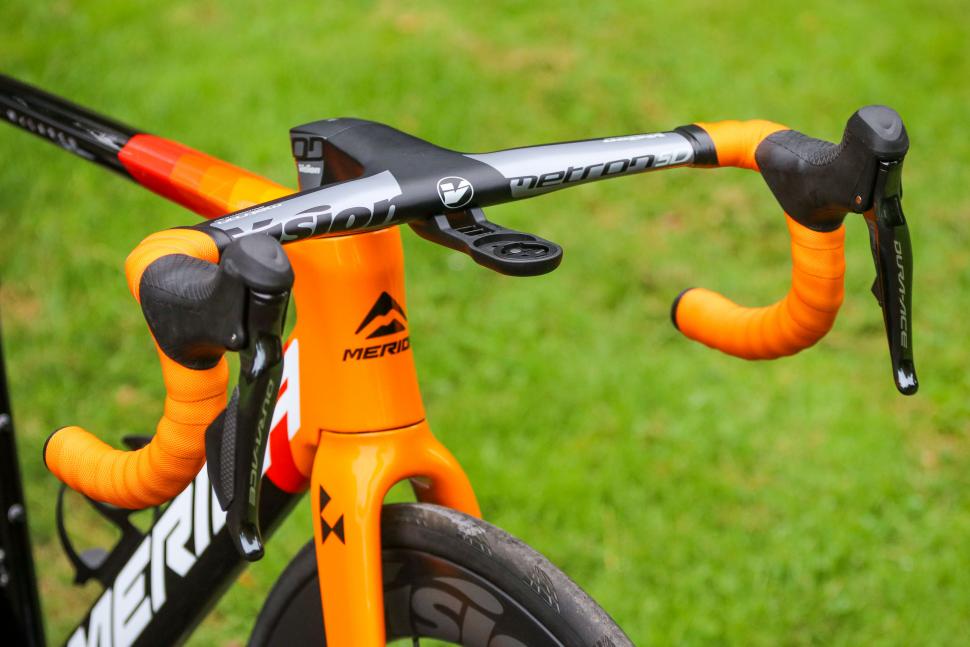 2021 Merida Reacto Disc Team-E - bars.jpg