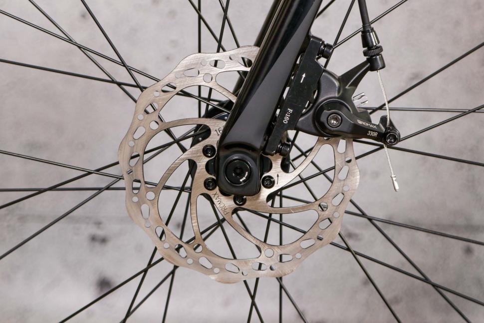 2021 Merida Silex 200 - front disc brake.jpg