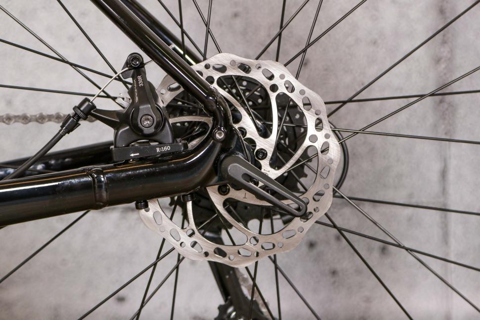2021 Merida Silex 200 - rear disc brake.jpg