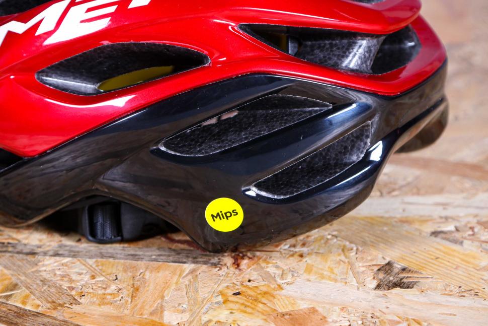 2021 Met Estro MIPS road cycling helmet - MIPS.jpg
