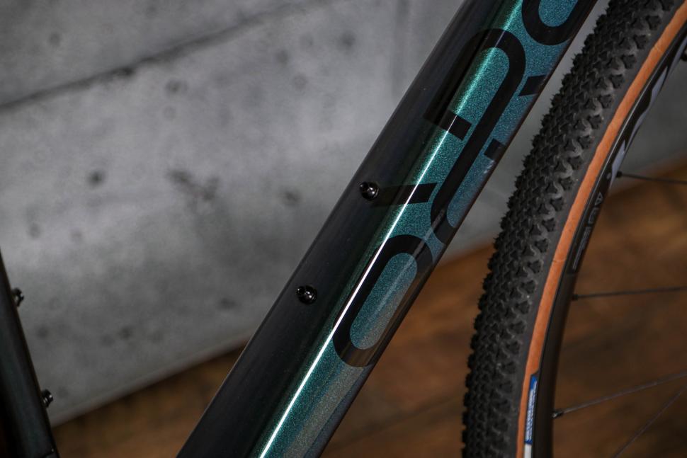 2021 Orro Terra C GRX800 - bosses.jpg