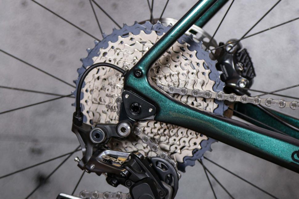 2021 Orro Terra C GRX800 - cassette.jpg
