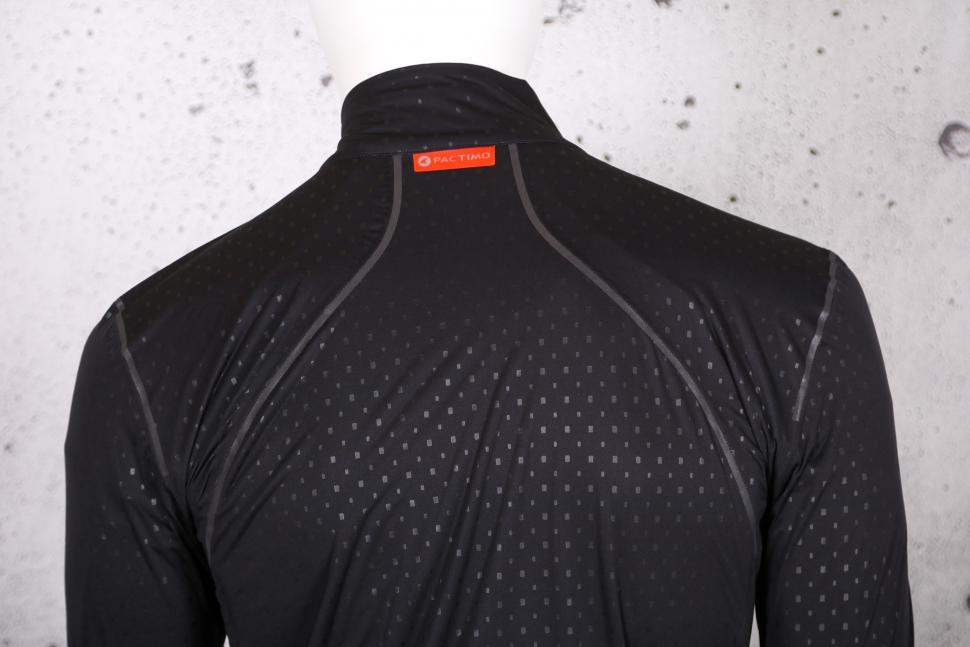 2021 Pactimo Men's Torrent Stretch Waterproof Cape - shoulders.jpg