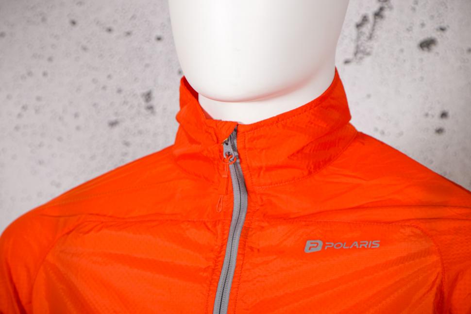 2021 Polaris Bikewear Pioneer Windproof Jacket - collar.jpg