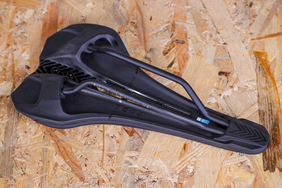 2021 PRO Falcon Performance Saddle - underside.jpg