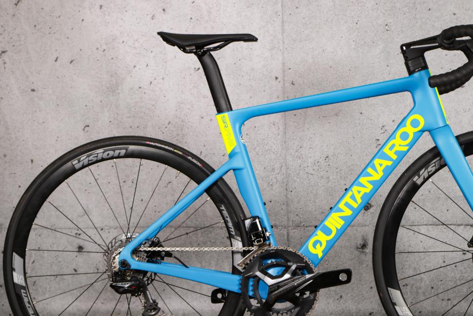 2021 Quintana Roo SRFive - rear.jpg