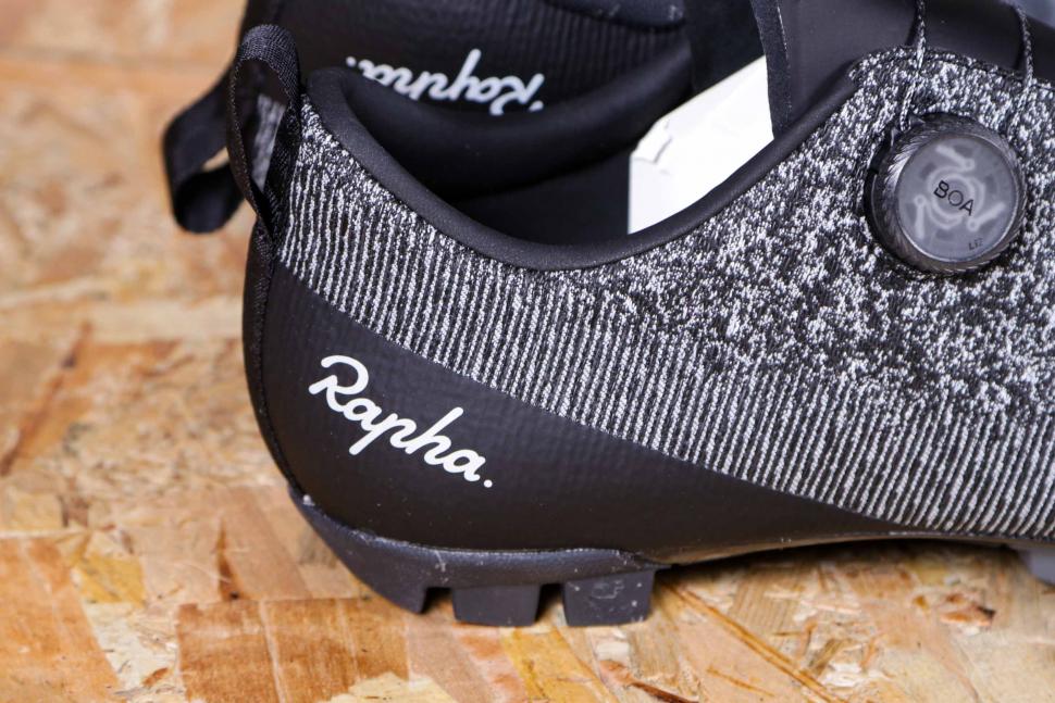 2021 Rapha Explore Powerweave Shoes - side detail.jpg