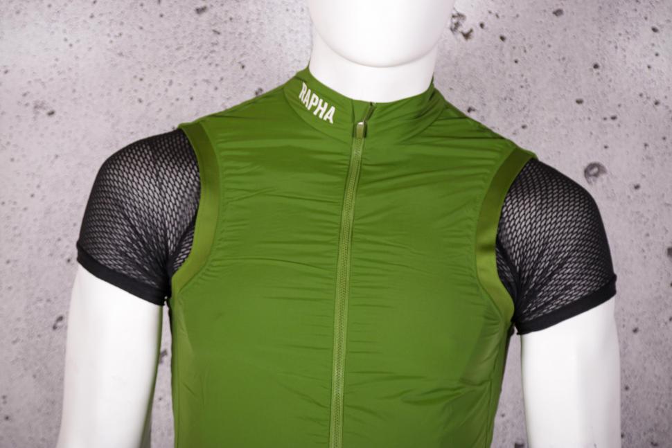 2021 Rapha Men's Pro Team Lightweight Gilet - chest.jpg