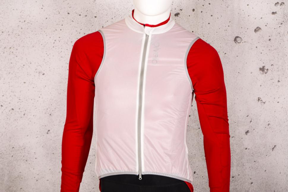 2021 Rivelo Lanterene Gilet.jpg