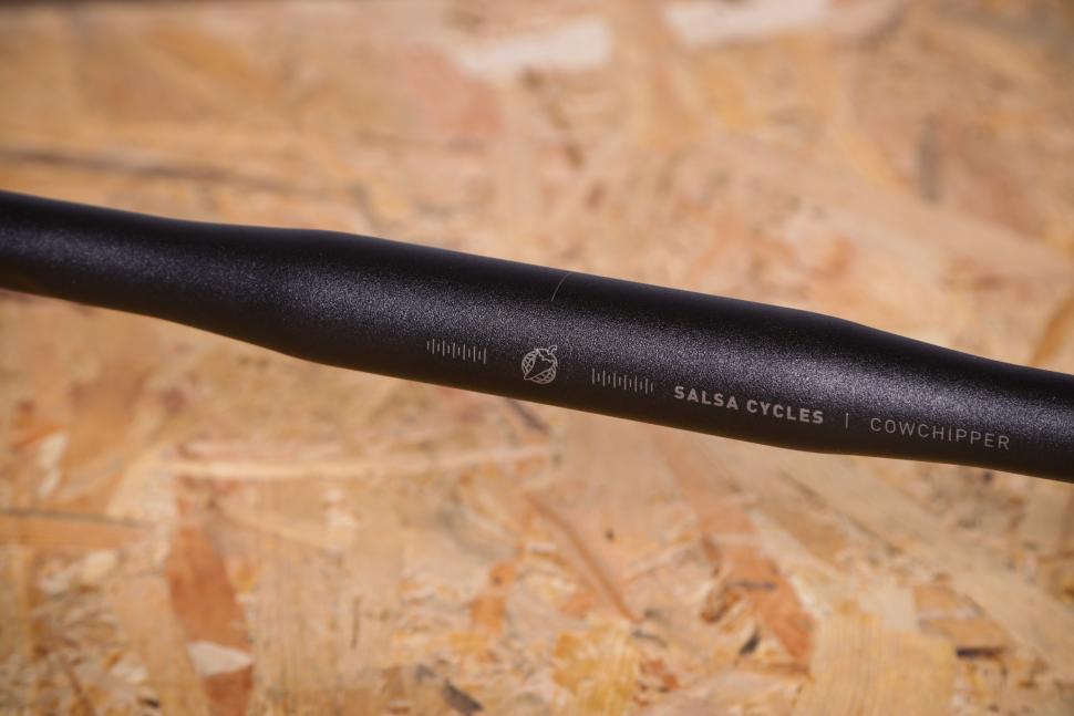 2021 Salsa Cowchipper Drop Bar - centre.jpg