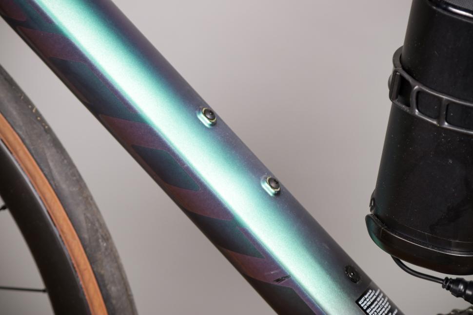 2021 Scott Addict eRide - bosses.jpg