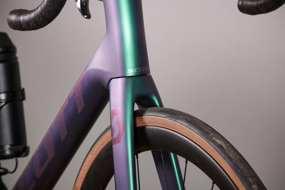 2021 Scott Addict eRide - clearance.jpg