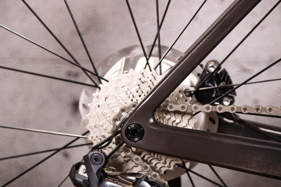 2021 Scott Addict RC 15 Prism - cassette.jpg