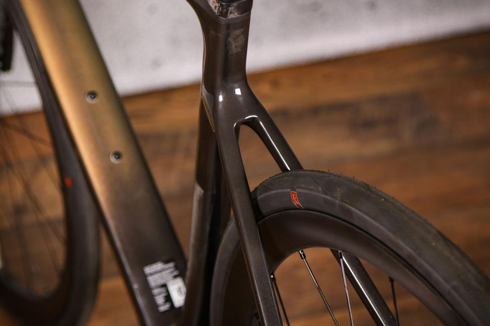 2021 Scott Addict RC 15 Prism - seat stays.jpg