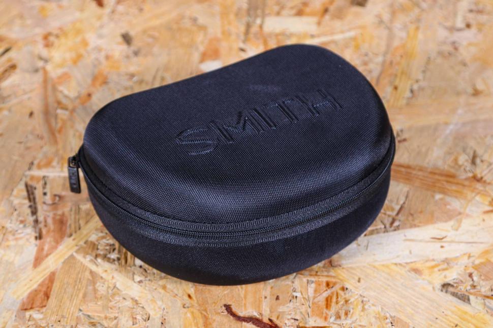 2021 Smith Shift MAG sunglasses - case.jpg