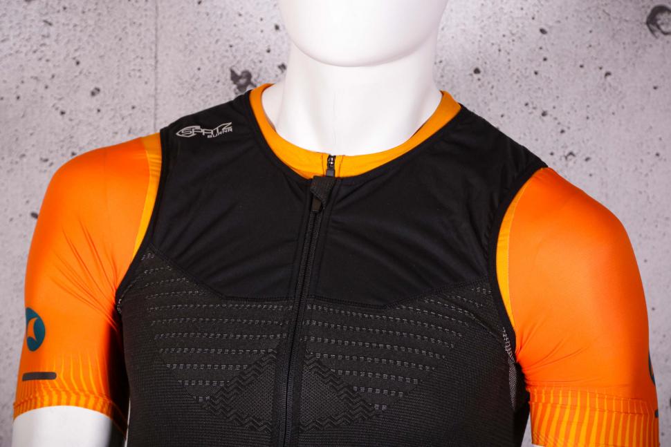 2021 Spatzwear BurnR Gilet - chest.jpg