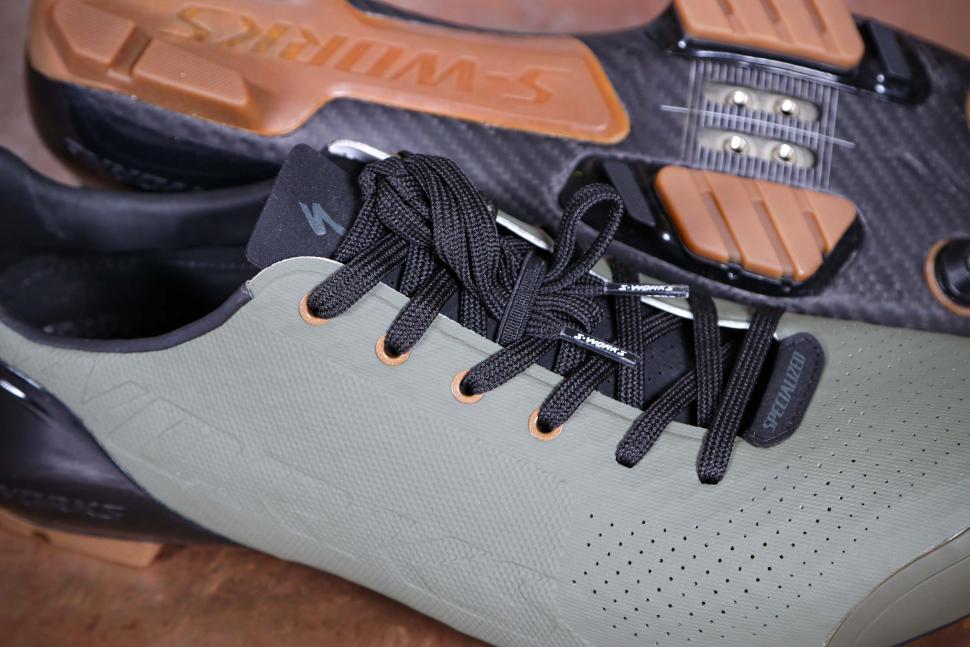 2021 Specialized S-Works Recon Lace Gravel Shoes - laces.jpg