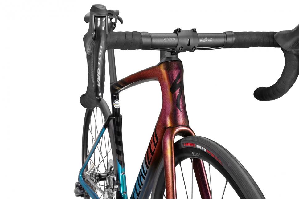 2021 Specialized Tarmac SL7 EXPERT-UDI2-ULTTUR-REDMRNO-BLK_D3-HT.jpg