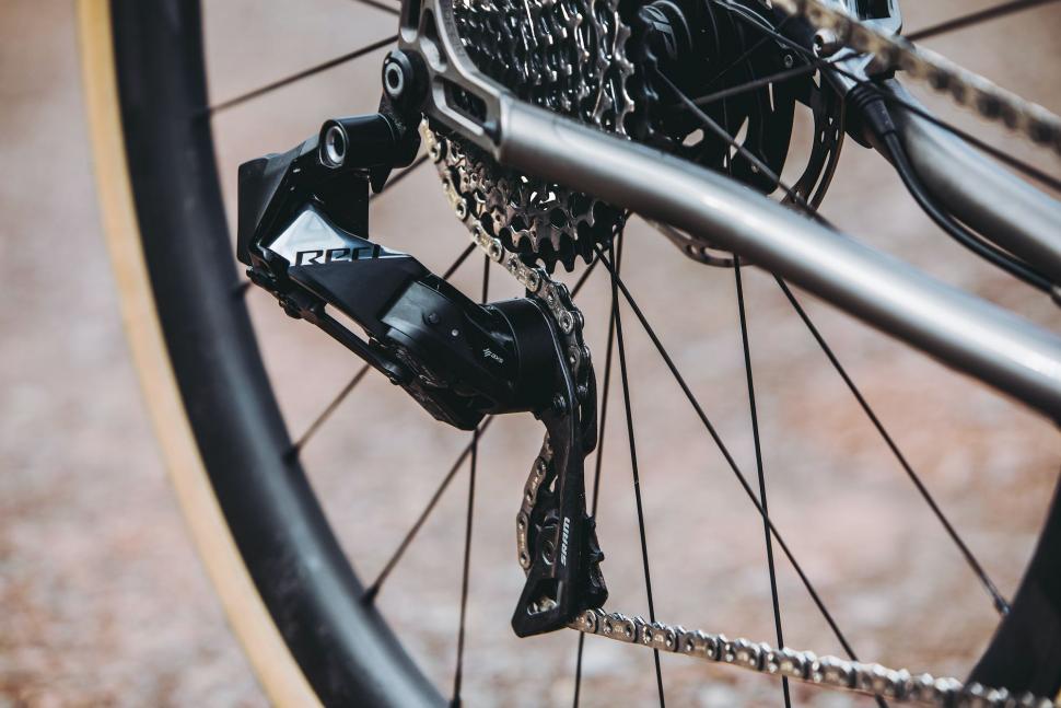 2021 SRAM Red eTap AXS rear derailleur 36T - 5.jpeg