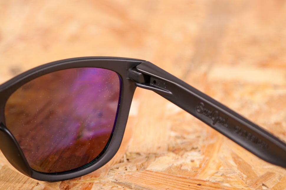 2021 Sun God Classics3 sunglasses - hinge.jpg